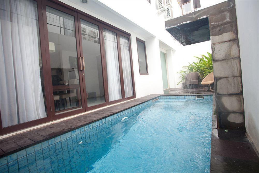 Kuta Ardenia Residence Buitenkant foto