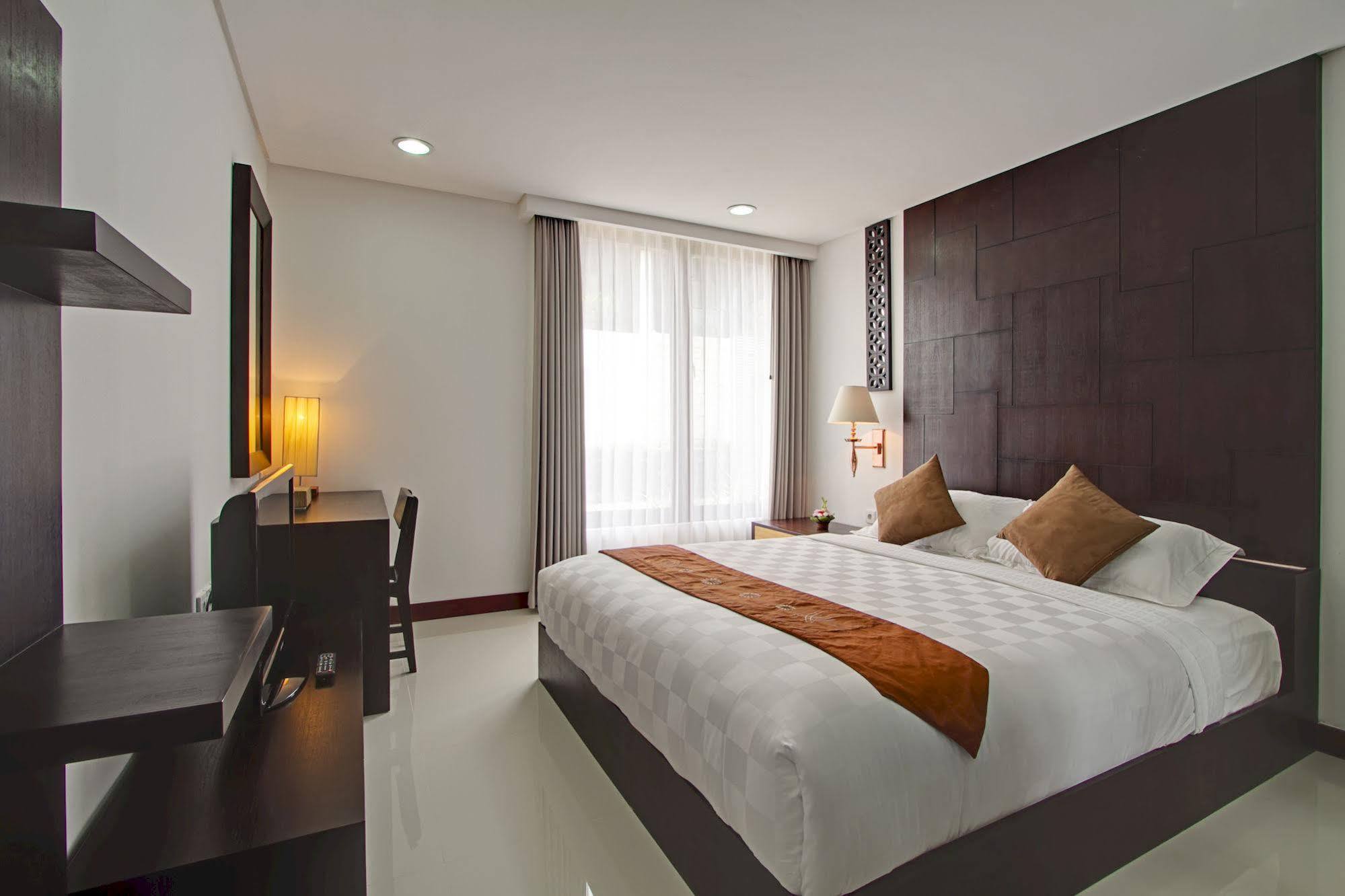 Kuta Ardenia Residence Buitenkant foto