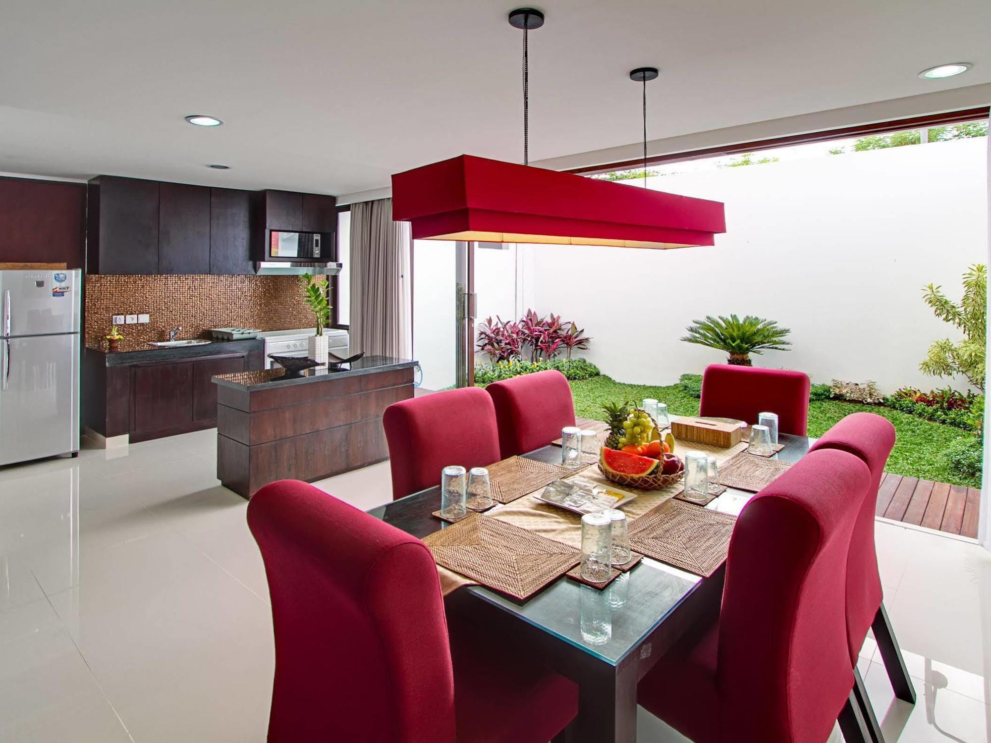 Kuta Ardenia Residence Buitenkant foto