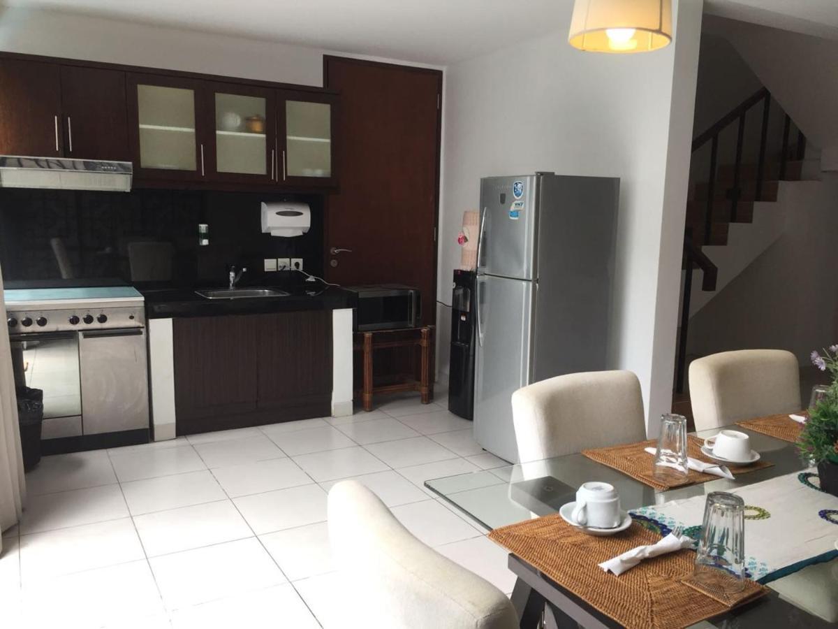 Kuta Ardenia Residence Buitenkant foto